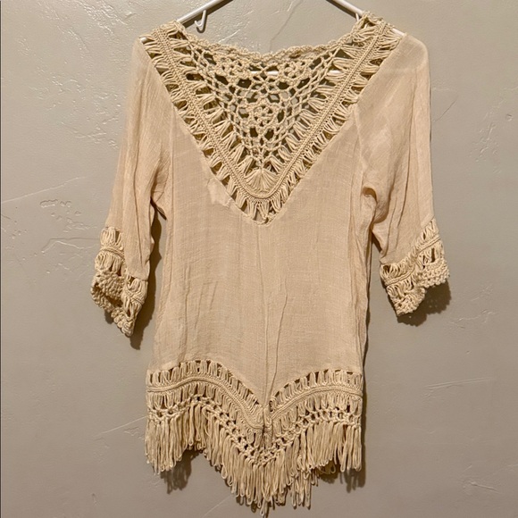 Elegant Cream Crochet Trim Women's Tunic Small - Picture 7 of 9